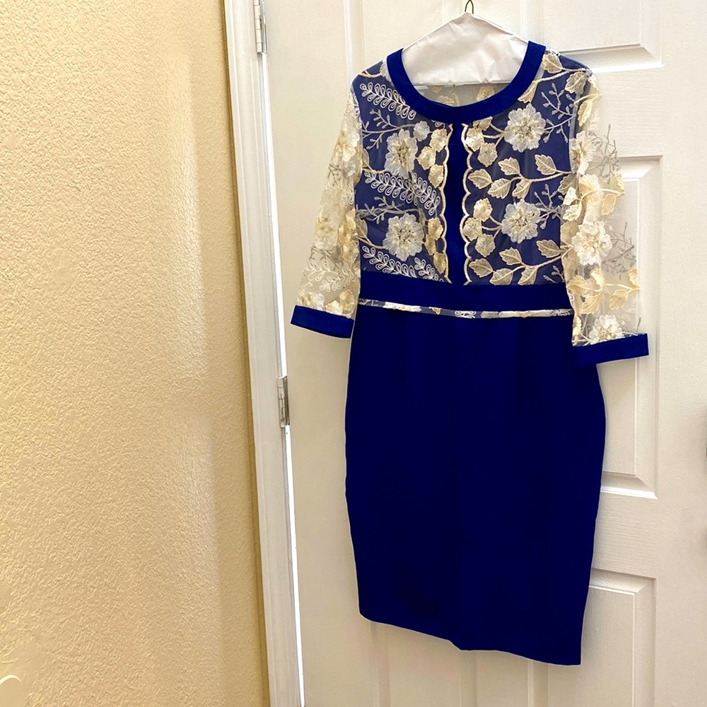 Large royal blue/ lite yellow below the knee dress